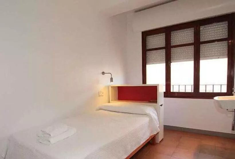 اتاق استاندارد یک تخته با سرویس بهداشتی مشترک, Hostal Ripoll Ibiza