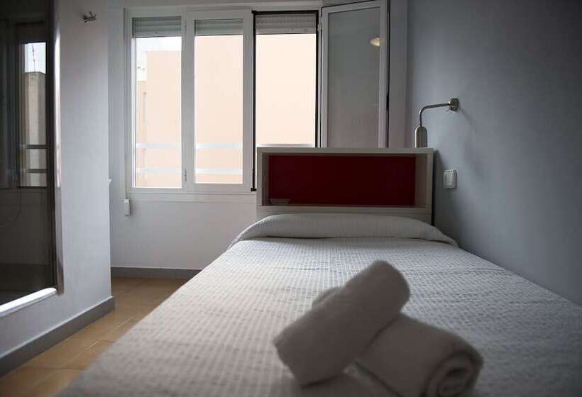 اتاق استاندارد یک تخته با سرویس بهداشتی مشترک, Hostal Ripoll Ibiza