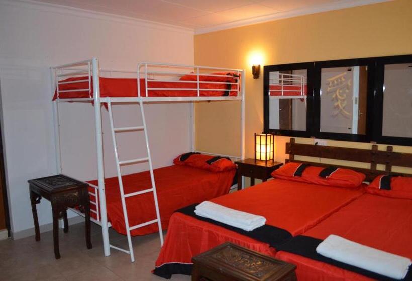 Четырехместный Номер Стандарт, Residencia Santiago Mallorca