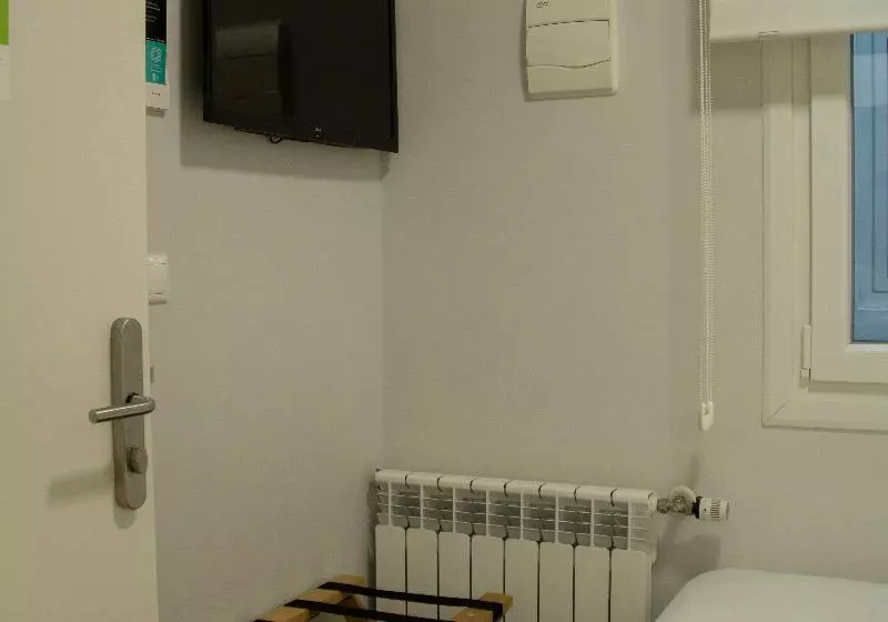 اتاق استاندارد یک نفره, Alda Alborán Rooms