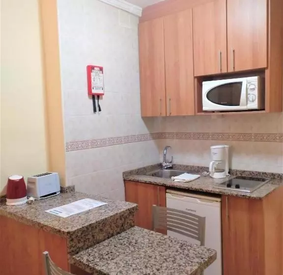 استودیوی استاندارد با چشم‌انداز دریا, Apartamentos Stella Maris