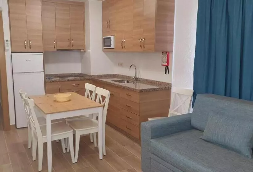2 Bedroom Apartment Side Sea View, Apartamentos Stella Maris