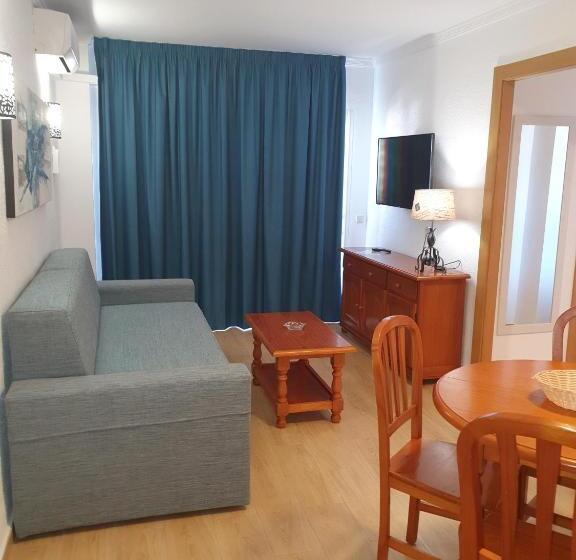 شقة غرفتين نوم إطلالة جانبية على البحر, Apartamentos Stella Maris