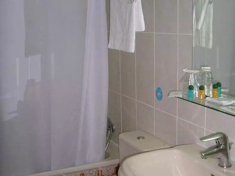 Habitación Estándar Individual, Hostal Centro Sol Madrid