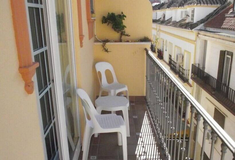 اتاق استاندارد سه نفره, Hostal Italia