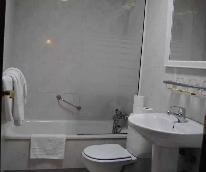 اتاق استاندارد سه نفره, Hostal Italia