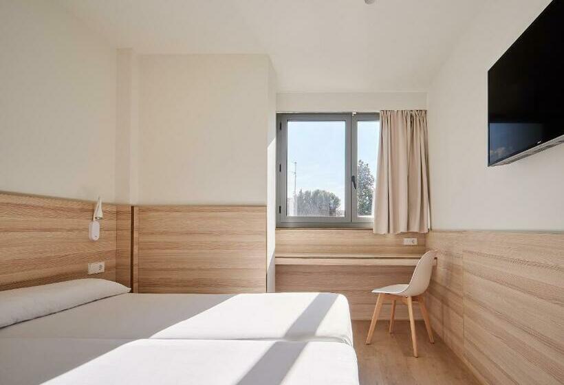 标准单人间, Hostal Lami