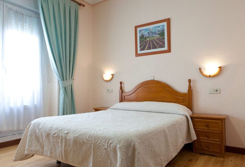 اتاق استاندارد, Hostal Zamora