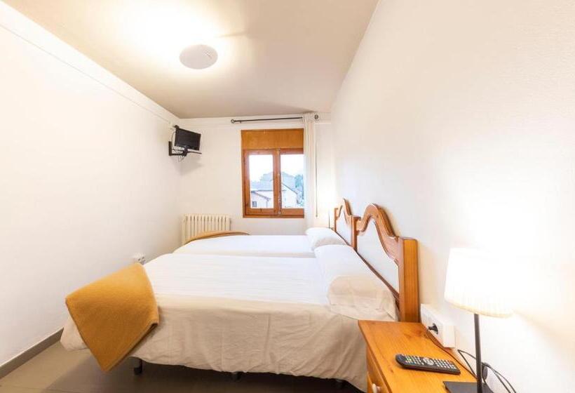 直达温泉标准间, Hotel Apartamentos Trainera