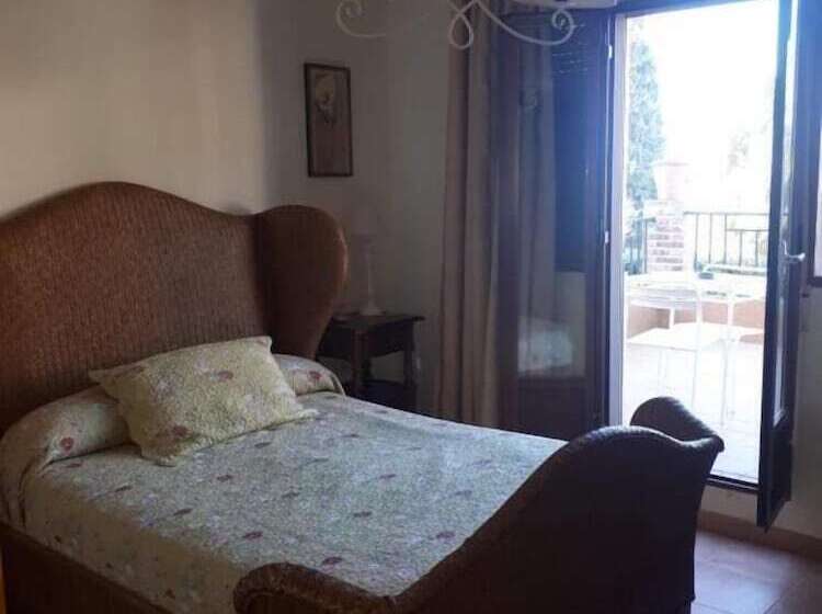 Номер Стандарт, Escua