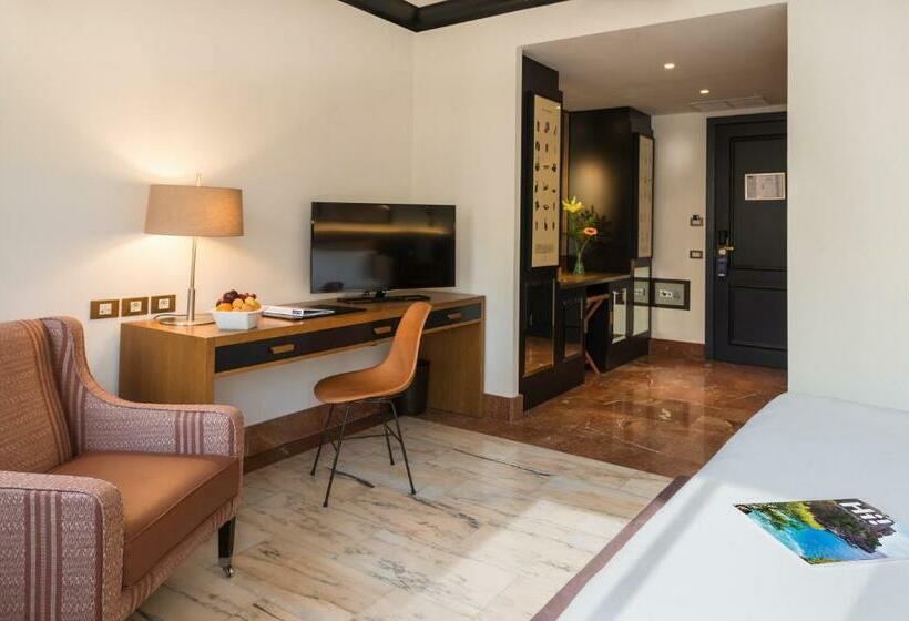 Quarto Romântica, H10 Tribeca