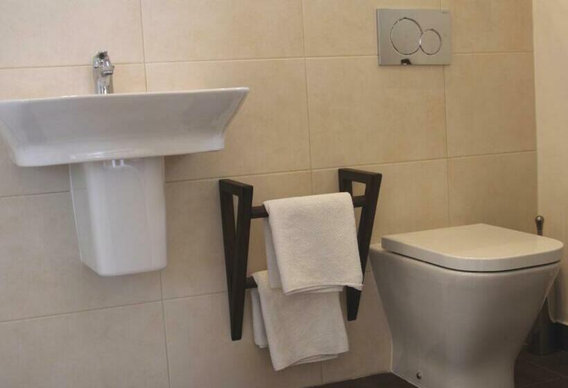 Deniz Manzaralı Teraslı Standart Oda, Hostal Avalon