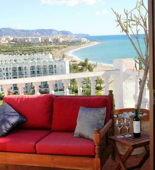 Deniz Manzaralı Teraslı Standart Oda, Hostal Avalon