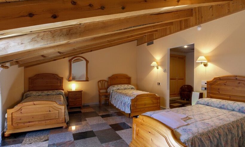 4인용 스탠다드 룸, Hostal Casa Ramón