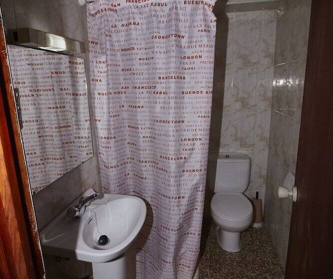 اتاق استاندارد, Pensión España 2 Estrellas Cehegin