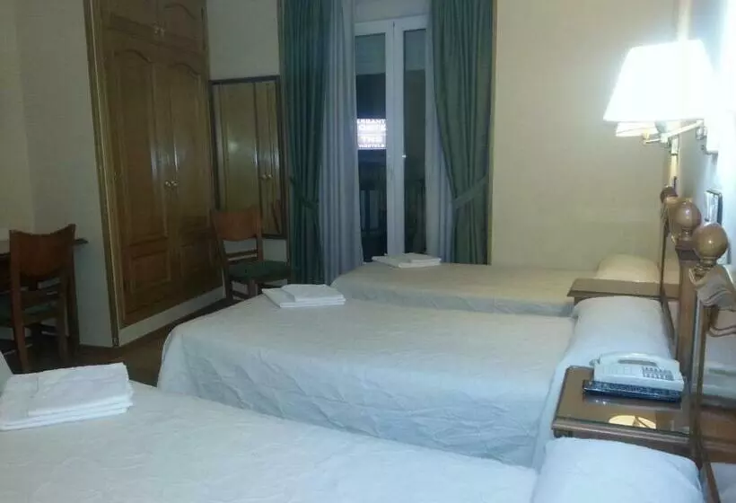 Üç Kişilik Standart Oda, Hostal Guerra
