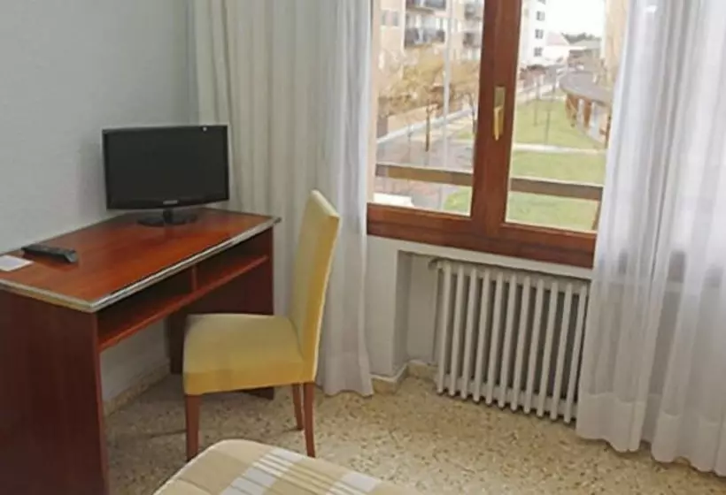 اتاق استاندارد یک نفره, Hostal La Parrilla