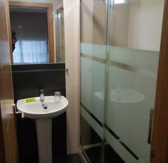 اتاق استاندارد با بالکن, Hostal Lido