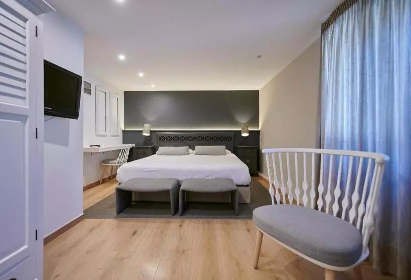 キングサイズベッドのスタンダードルーム, Hostal Lola