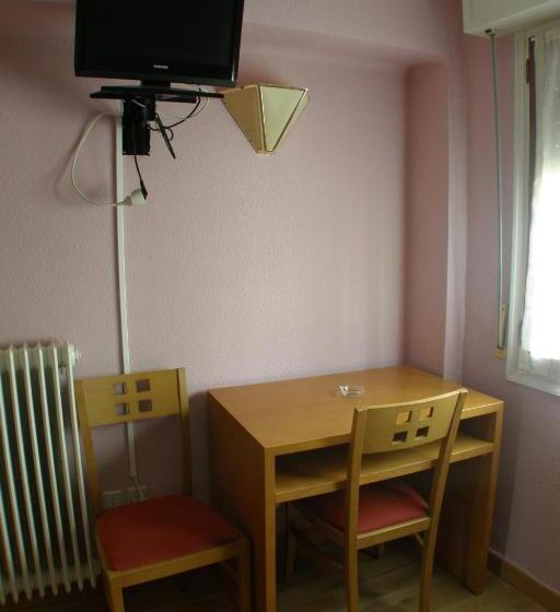 スタンダードルーム, Hostal Restaurant Jose Luis