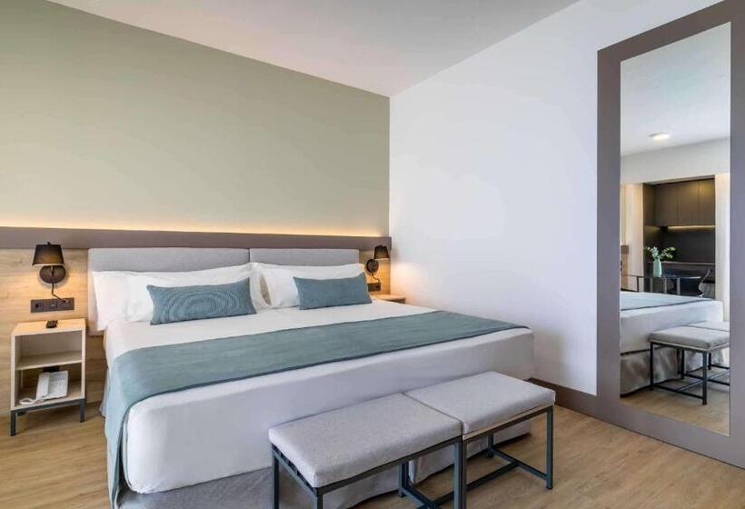 수피리어 트리플 룸, Occidental Puerto Banús