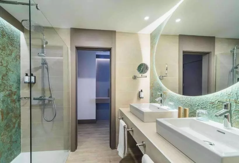 اتاق سوپریور سه تخته, Occidental Puerto Banús