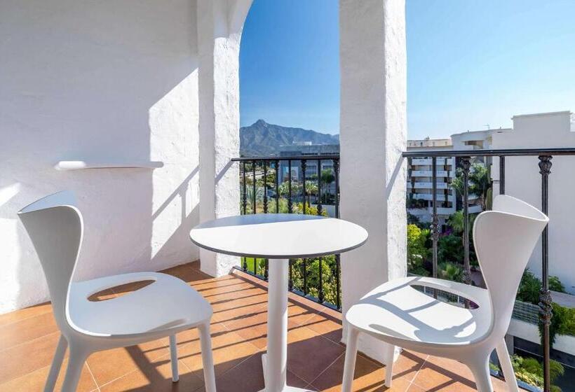 수피리어 트리플 룸, Occidental Puerto Banús