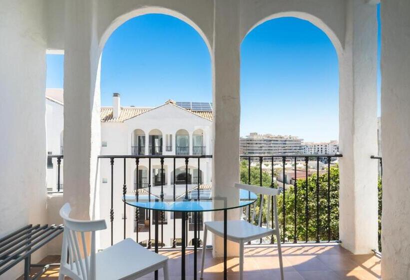 디럭스 패밀리 룸, Occidental Puerto Banús