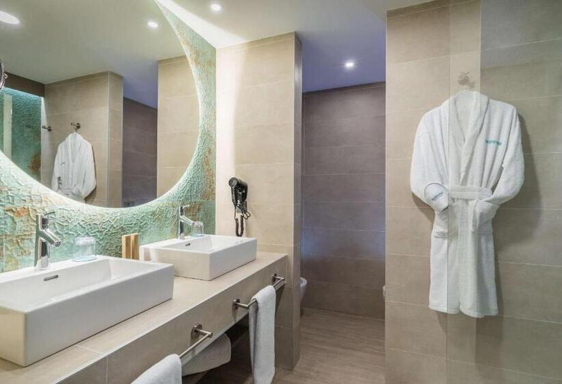 주니어 스위트, Occidental Puerto Banús