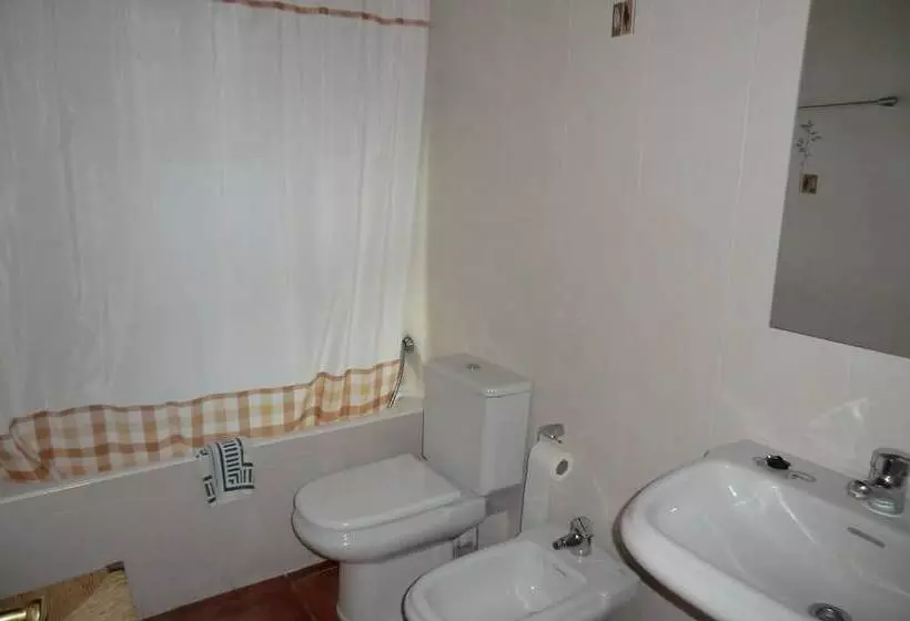 Camera Tripla Standard, Pension Malida