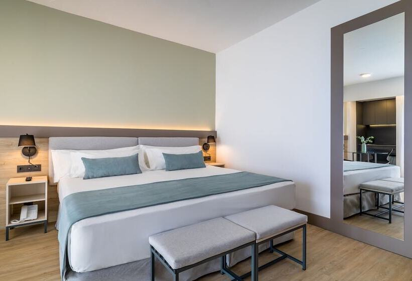 Номер Superior, Occidental Puerto Banús
