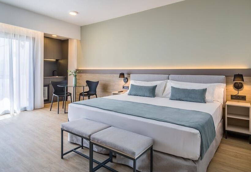 Номер Superior, Occidental Puerto Banús