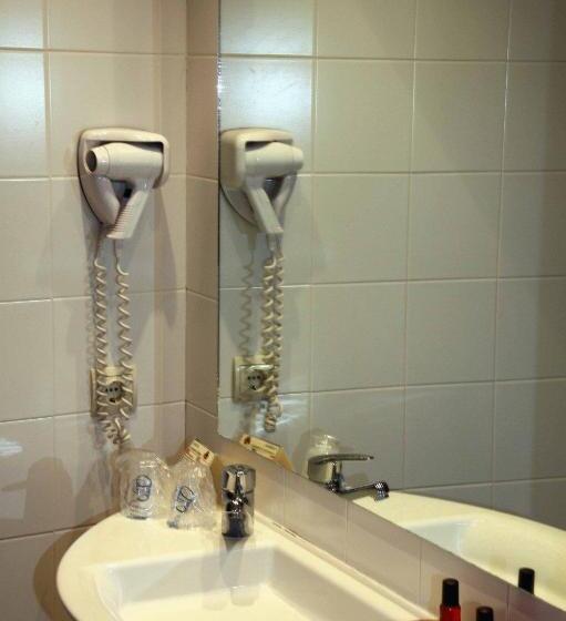 Номер Стандарт, Andria