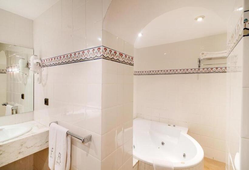 Номер Комфорт, Andria