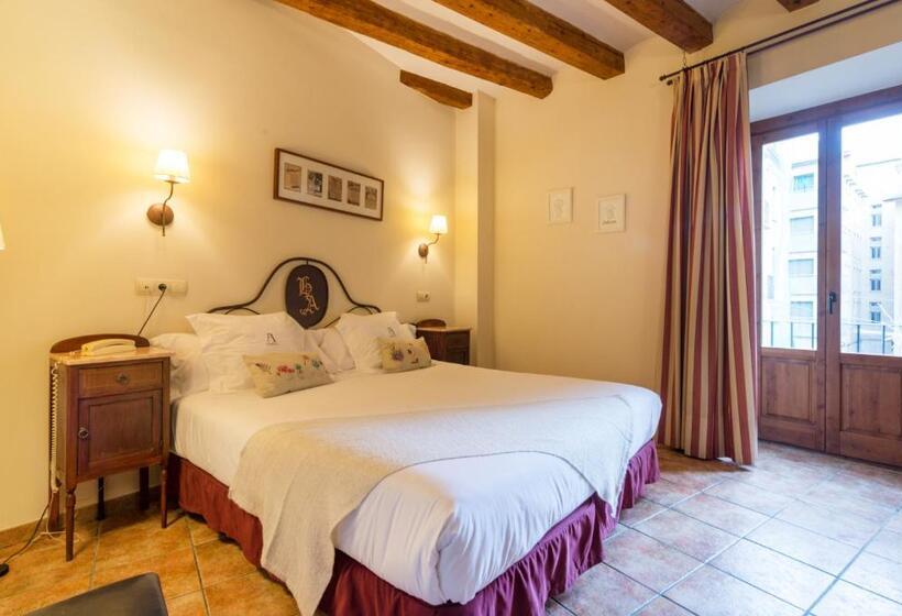 Номер Комфорт, Andria