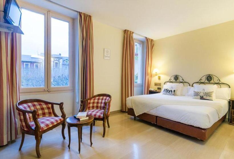 Номер Комфорт, Andria