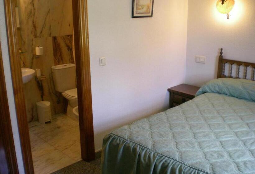 اتاق استاندارد, Puerta Romeros