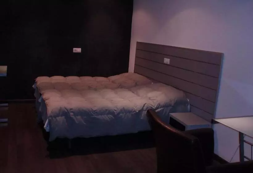 اتاق استاندارد, Hostal Torres