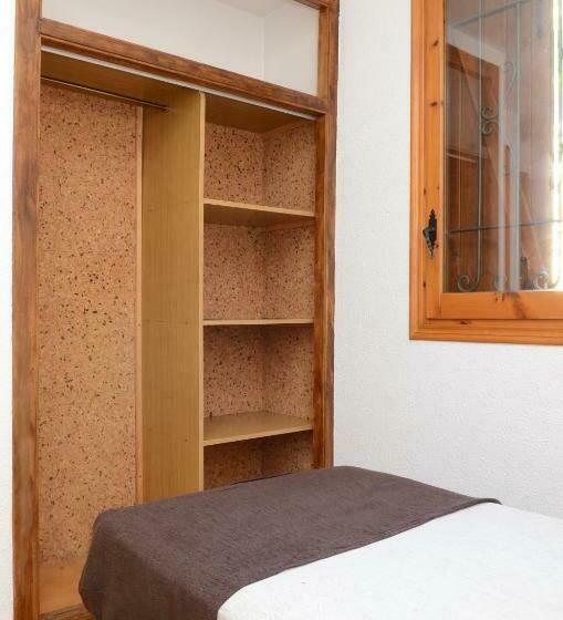 غرفة قياسية, La Coma