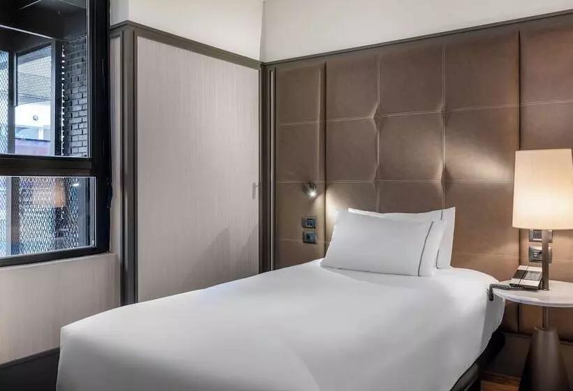 スタンダードシングルルーム, Ac Hotel Avenida De América By Marriott