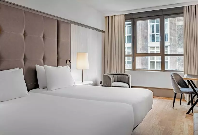 スタンダードルーム, Ac Hotel Avenida De América By Marriott