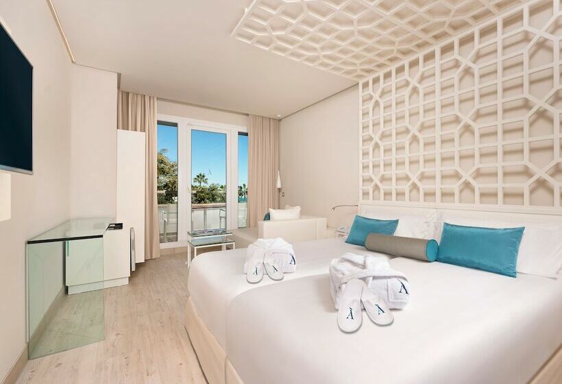 Номер Стандарт Боковой Вид на Море, Amàre Beach Hotel Marbella - Adults Recommended