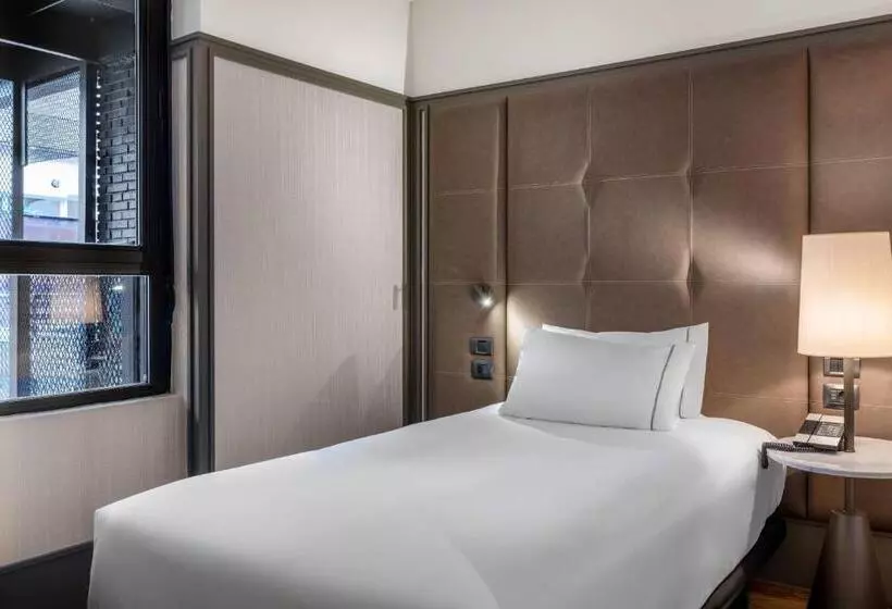 スタンダードシングルルーム, Ac Hotel Avenida De América By Marriott