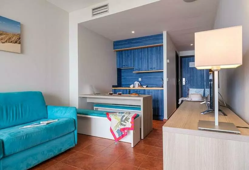 سوییت, Estival Islantilla