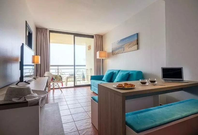 سوییت با چشمانداز دریا, Estival Islantilla