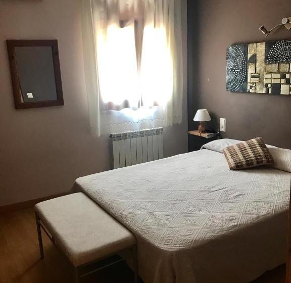 スタンダードルーム, Hostal Delgado