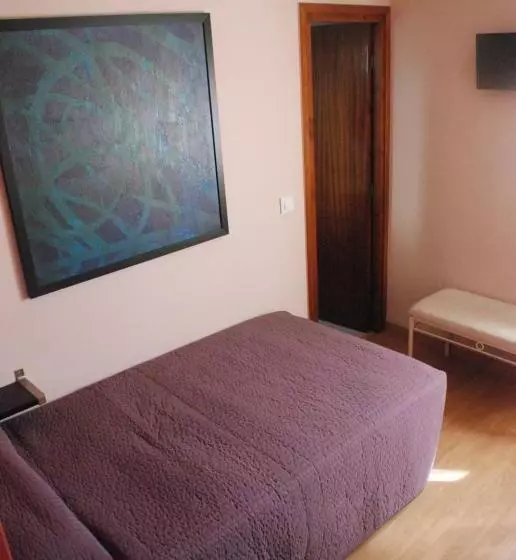 Standart Tek Kişilik Oda, Hostal Delgado