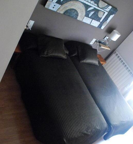 スタンダードルーム, Hostal Delgado