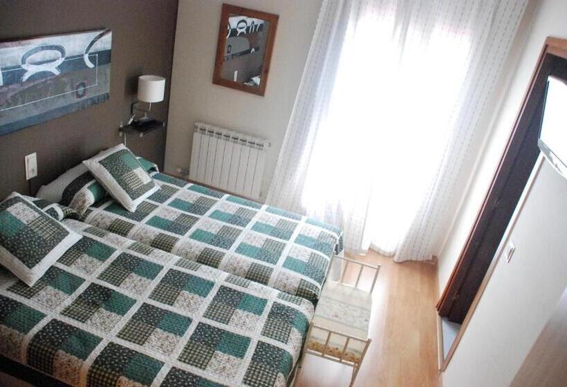 Номер Стандарт, Hostal Delgado