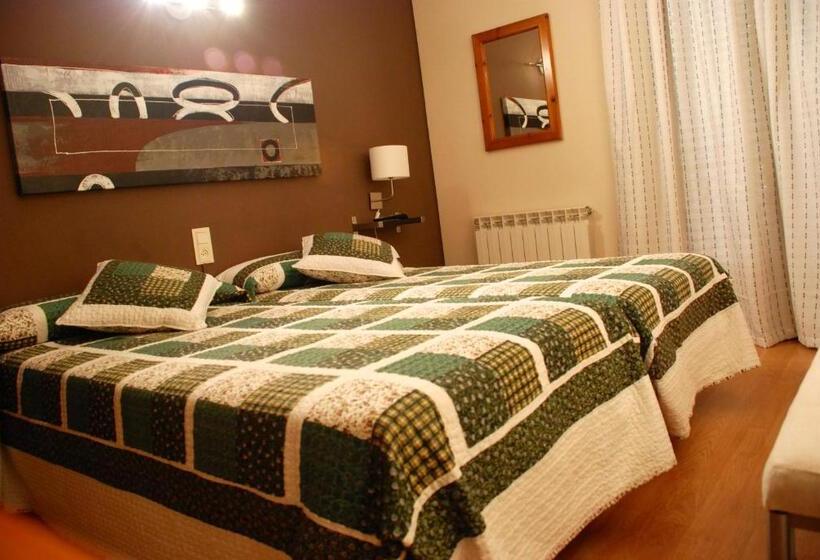 スタンダードルーム, Hostal Delgado